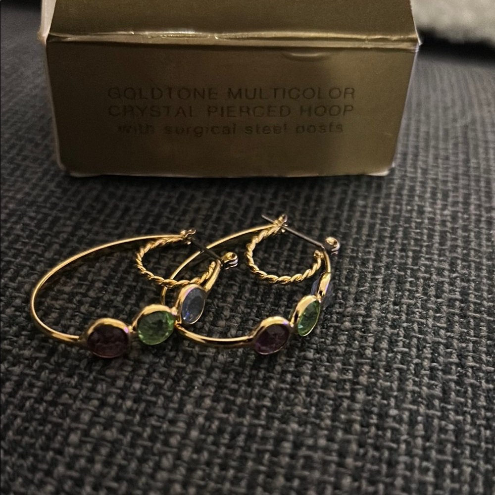 Vintage 90s Avon Gold and Green Geometric Earrings